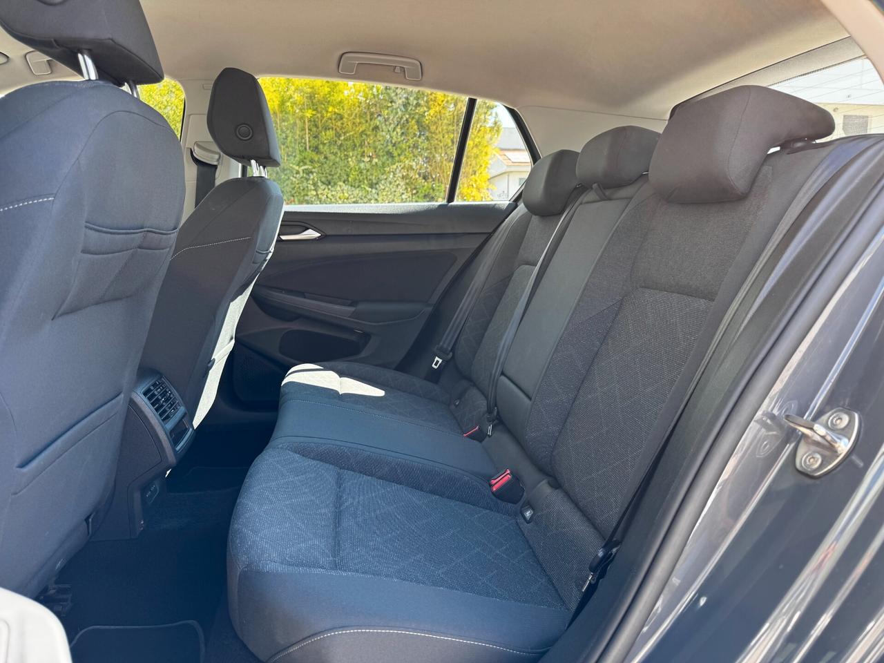 Volkswagen Golf 2.0 TDI 115 CV SCR Life