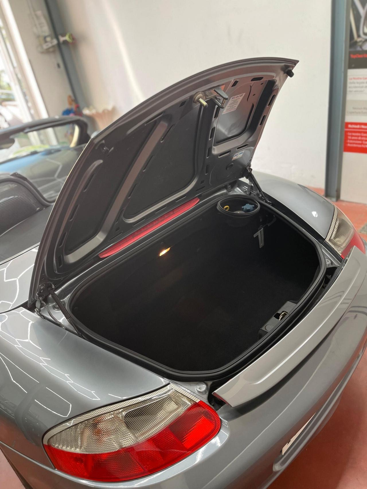 Porsche Boxster 2.7i 24V cat ASI