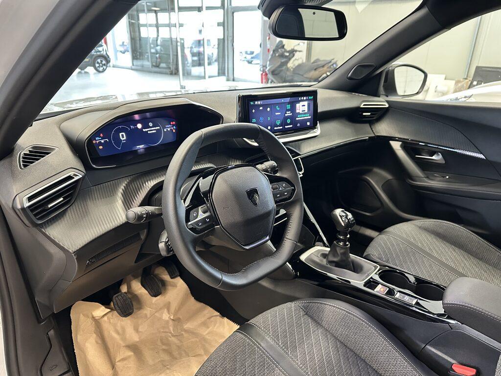 Peugeot 2008 1.2 PureTech Allure