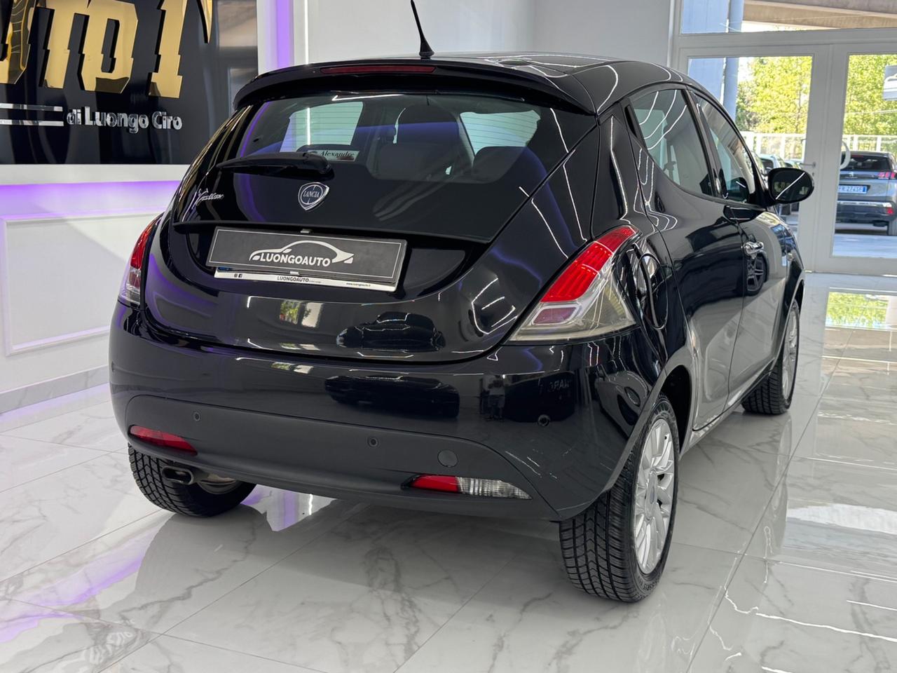 Lancia Ypsilon 1.2 GPL Ecochic Gold