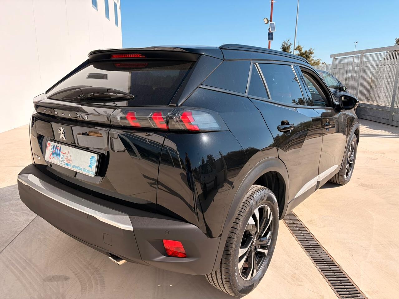 Peugeot 2008 BlueHDi 130 S&S EAT8 Allure Pack