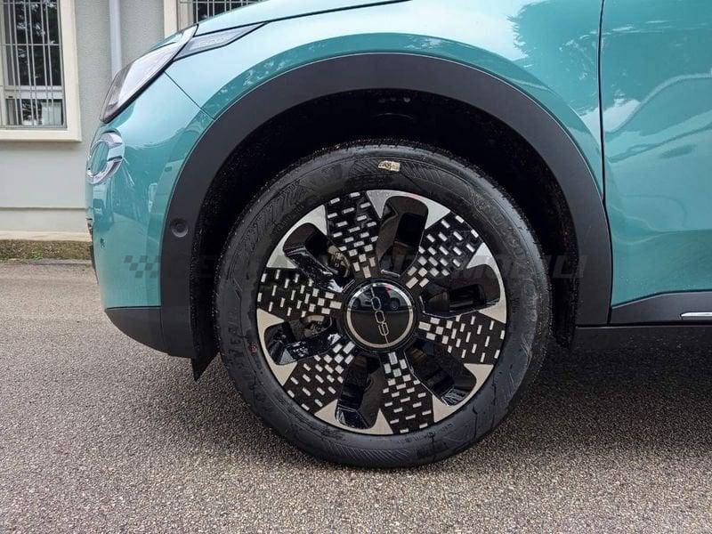 FIAT 600 600 1.2 hybrid La Prima II 110cv auto