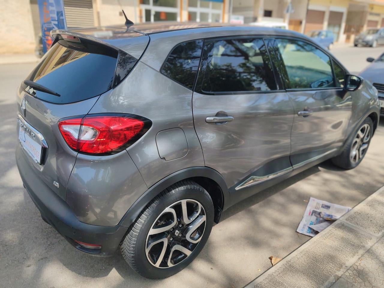 REANULT CAPTUR 1.5 DCi 90CV ZEN + NAVY