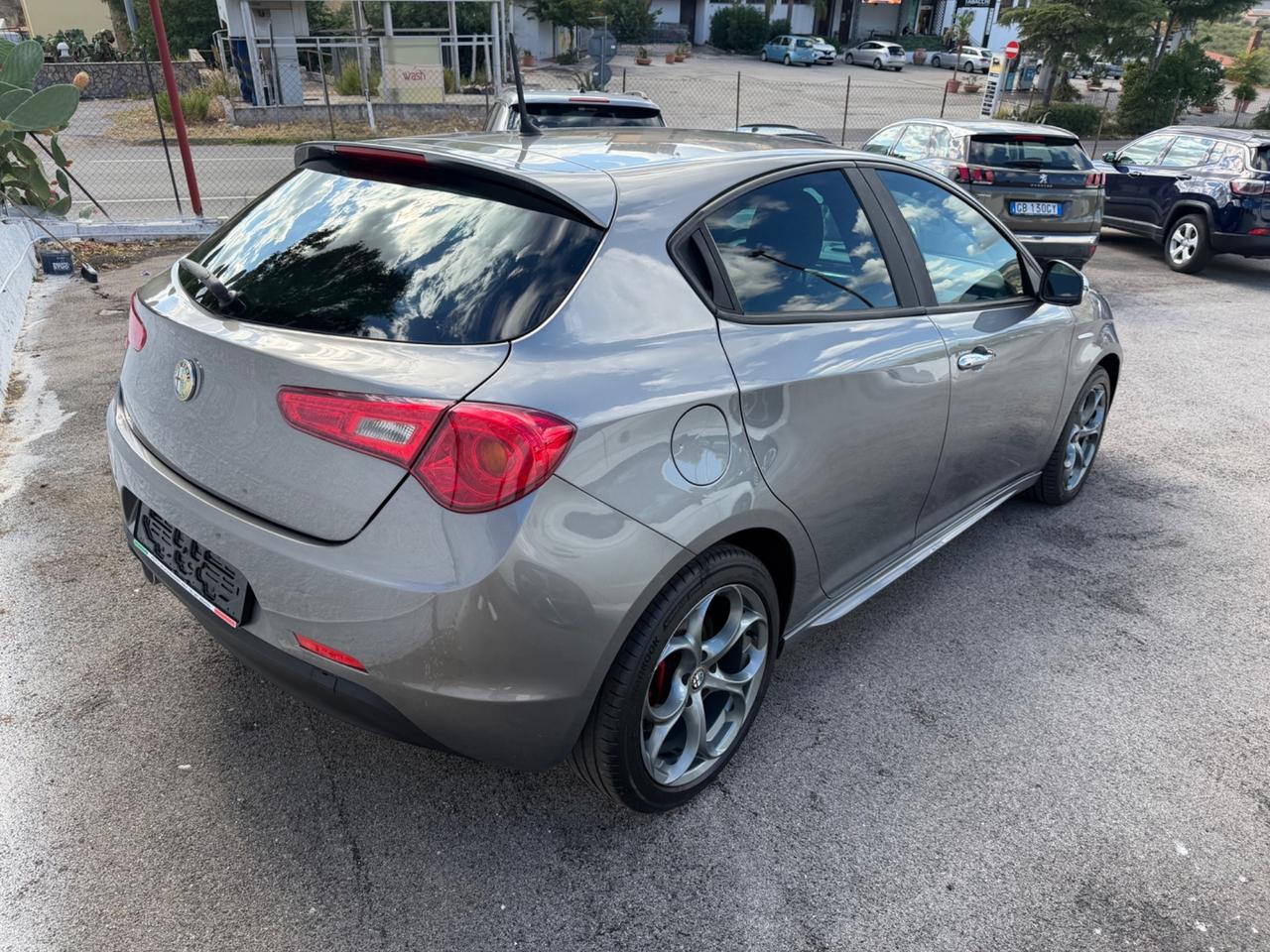 Alfa Romeo Giulietta 1.6 JTDm-2 105 CV Exclusive