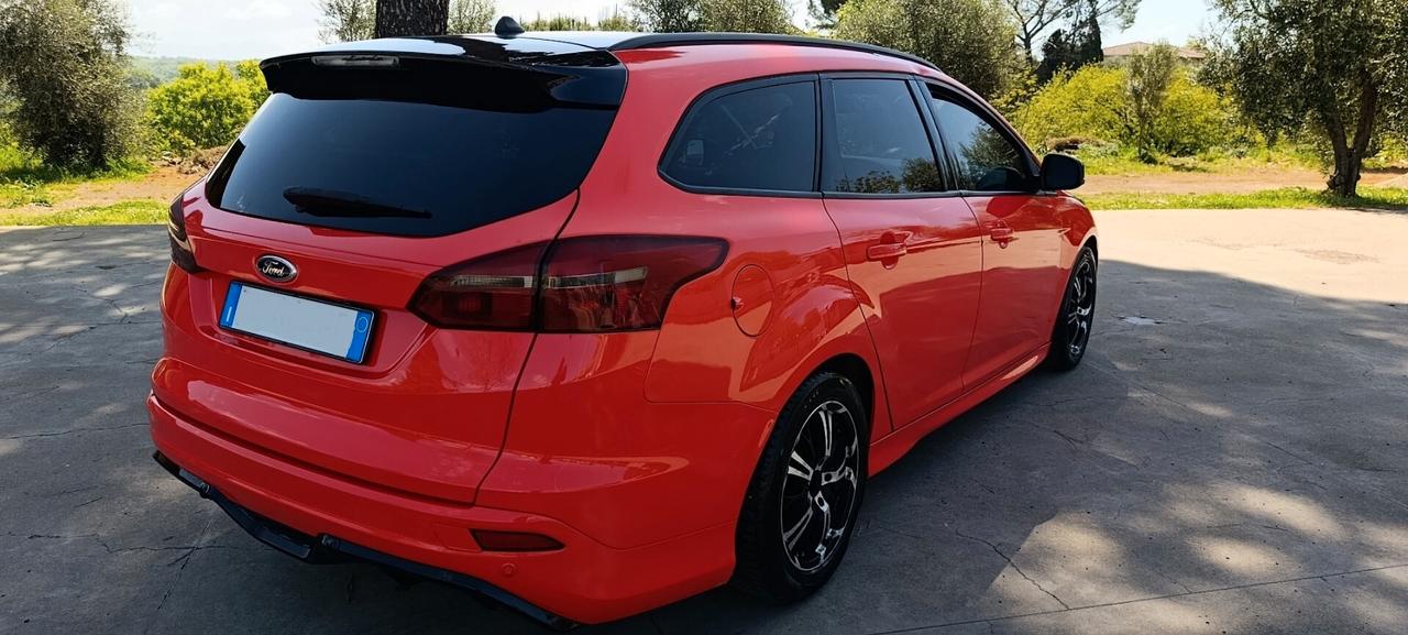 Ford Focus 1.5 TDCi ST Line