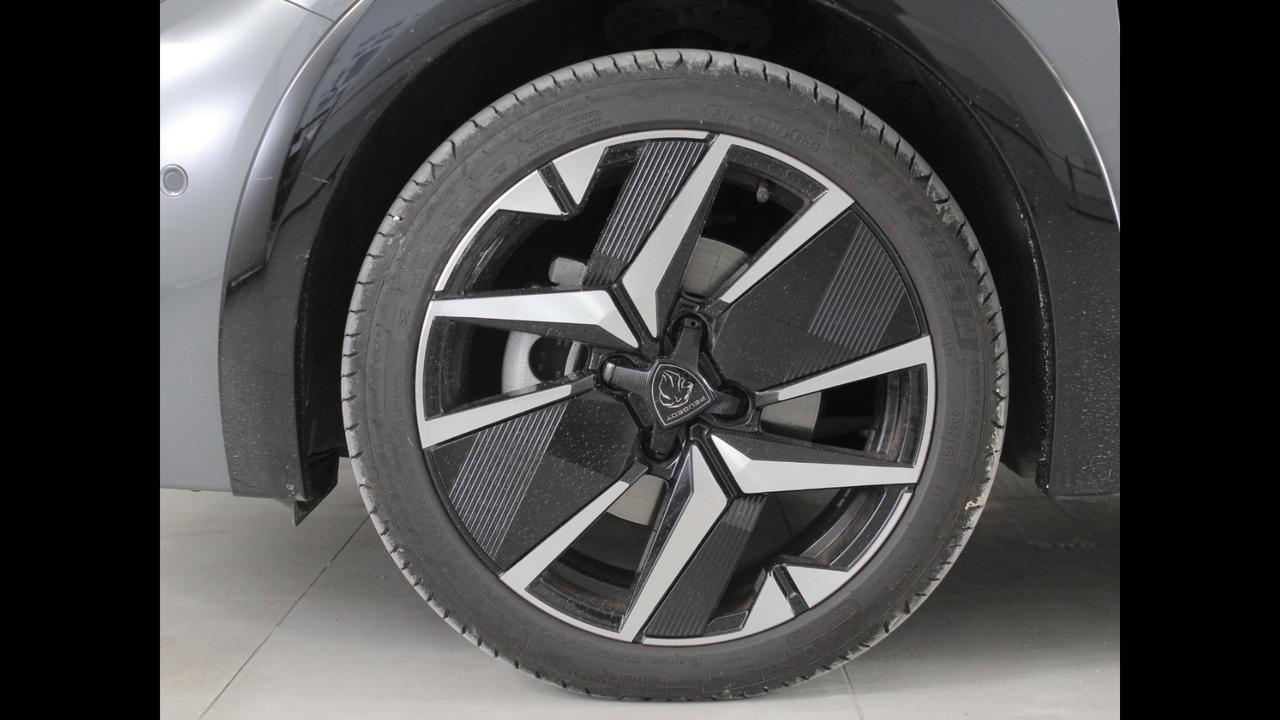 PEUGEOT 208 II 2023 - 208 1.2 hybrid GT 145cv e-dcs 6