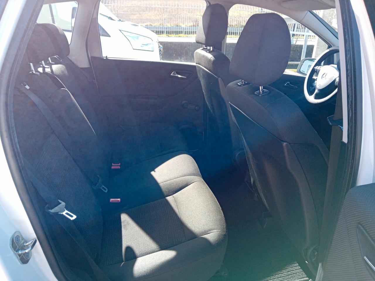 Mercedes-benz A 160 CDI BlueEFFICIENCY Executive