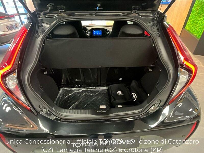 Toyota Aygo X 1.0B (72 CV) Lounge