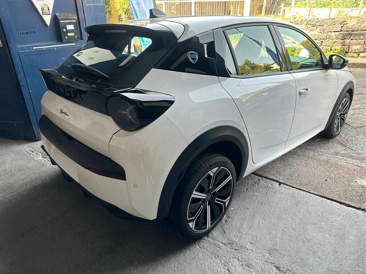 LANCIA NUOVA YPSILON IBRIDA Ypsilon 1.2 100cv Ibrida my 26