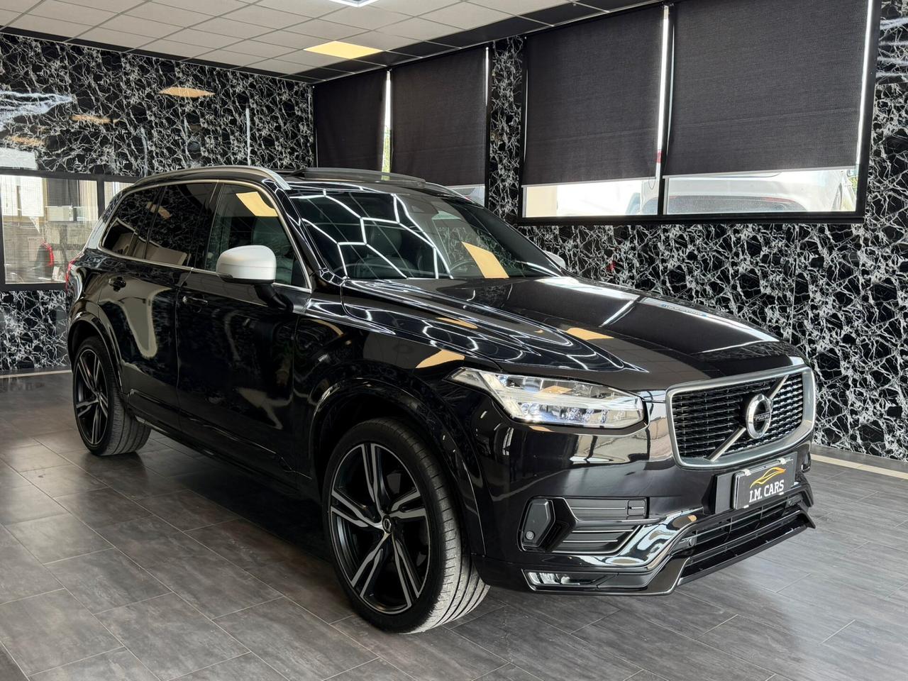 Volvo XC90 D5 AWD Geartronic 7 posti R-design