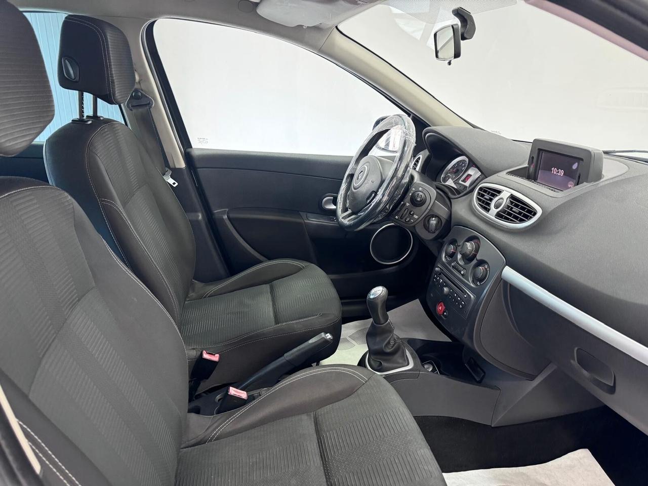 Renault Clio 1.2 16V 5 porte Dynamique