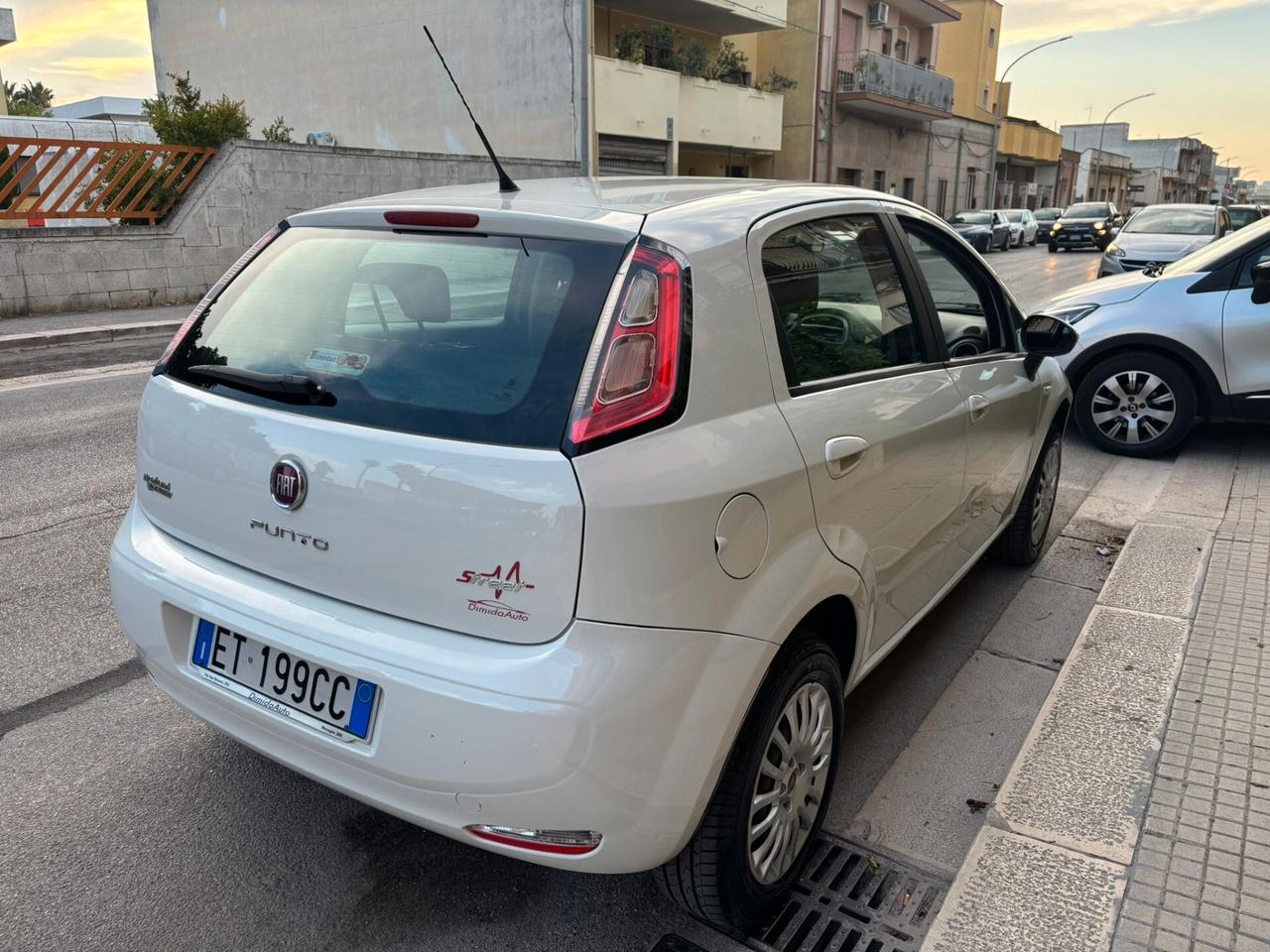 FIAT PUNTO 2013 BENZ/METANO