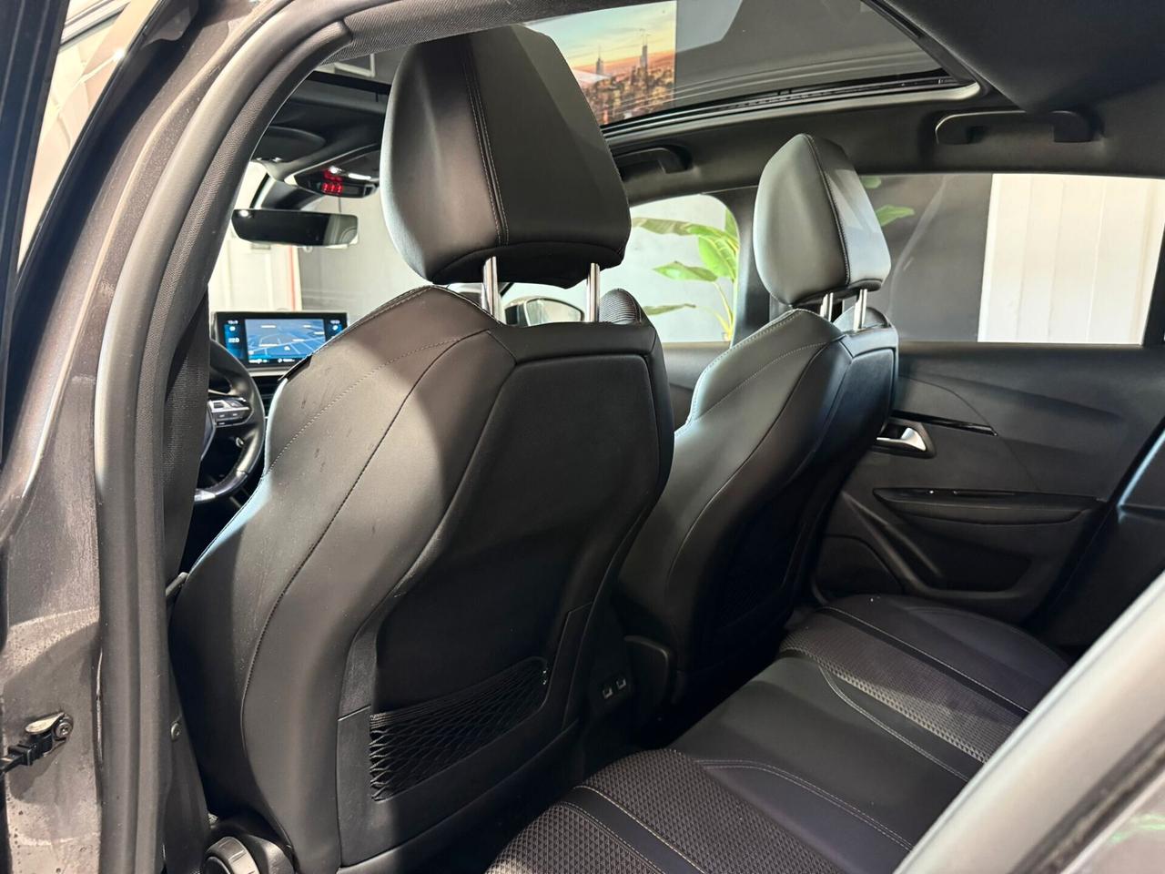 Peugeot 208 BlueHDi 100cv GT Line