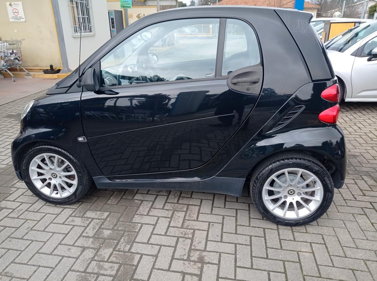 Smart ForTwo 1000 62 kW coupé passion