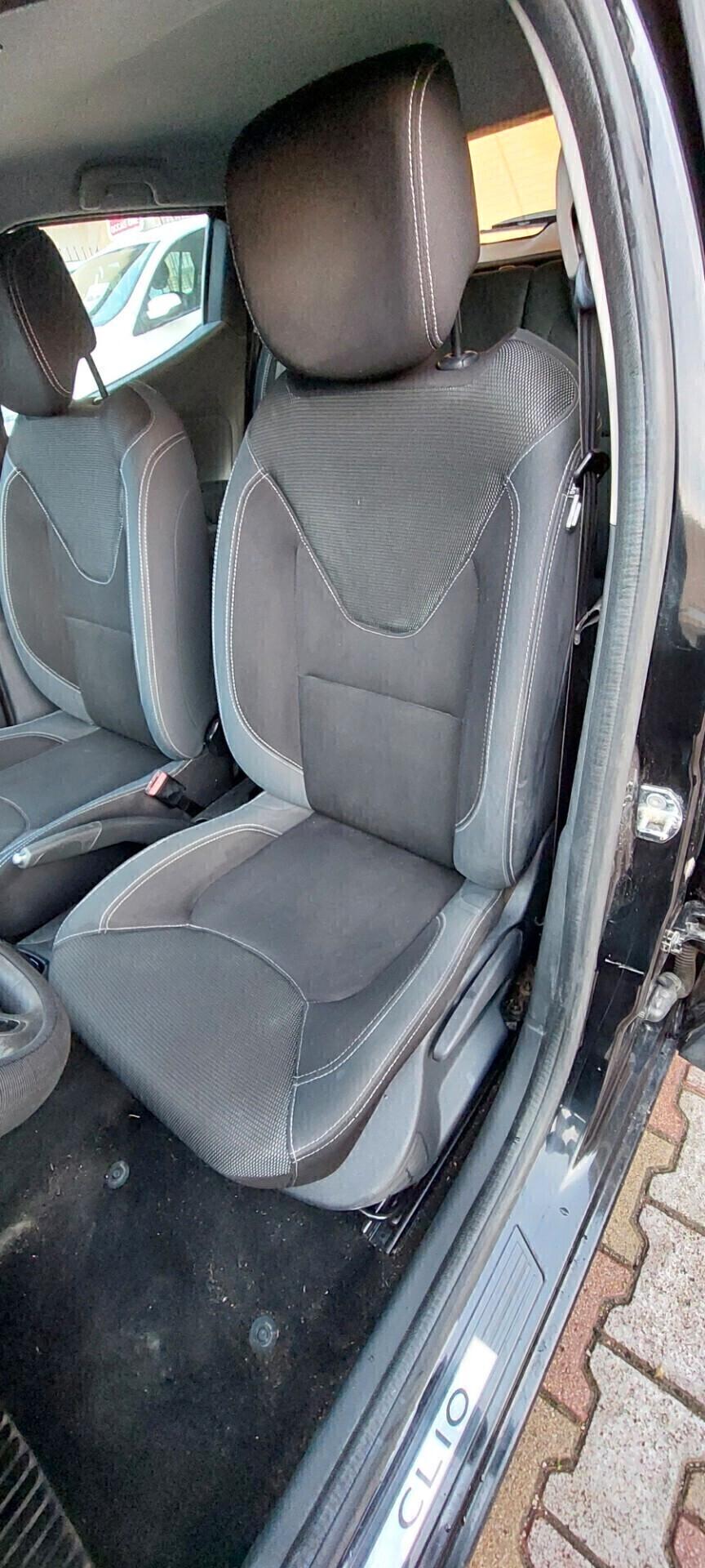 CLIO TCE 900 BENZINA/GPL DI SERIE 90 CV NAVIGATORE TELEFONO SENSORI FULL FULL IMPECCABILE