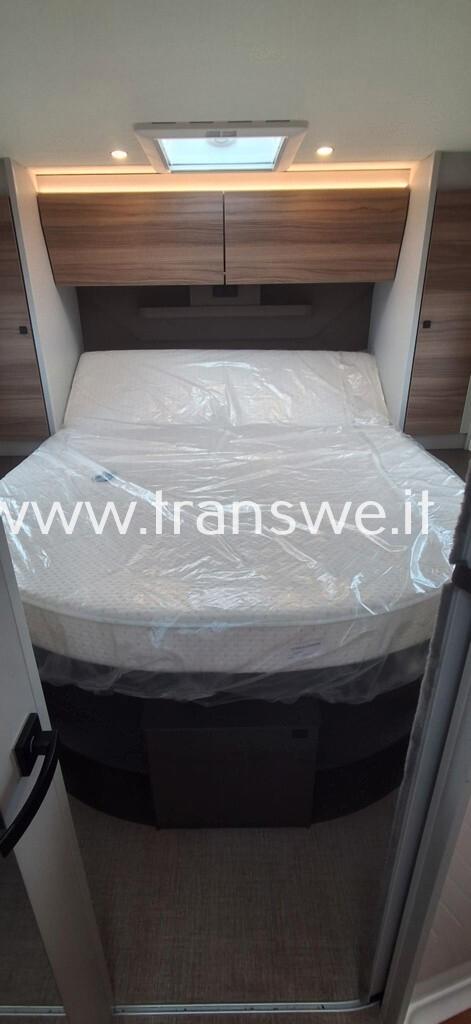 Bürstner B66 732TD Letto centrale nautico con cambio automatico