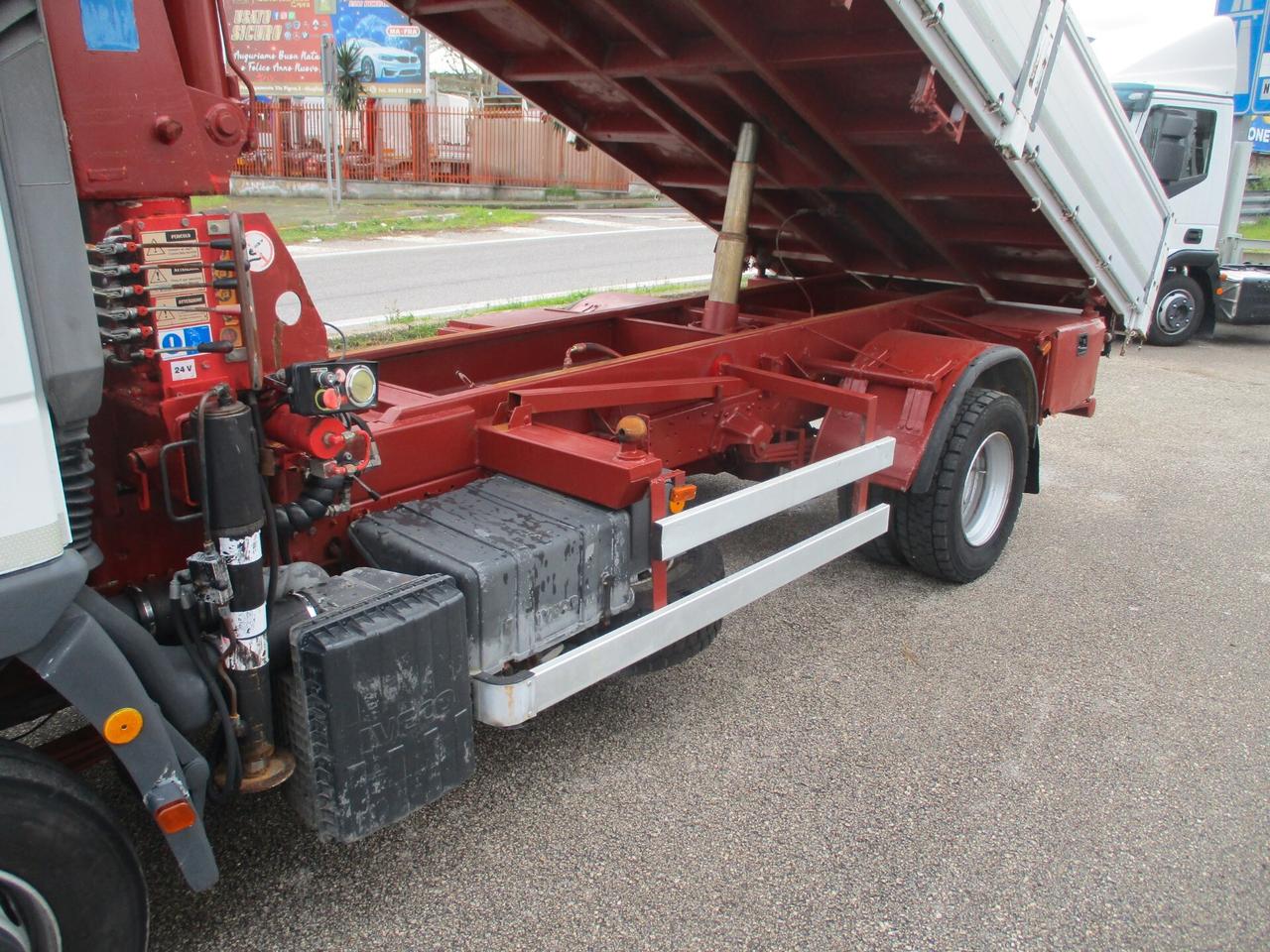 Iveco EUROCARGO 100E18 GRU AMCO-VEBA 545/3S+RIBALTABILE