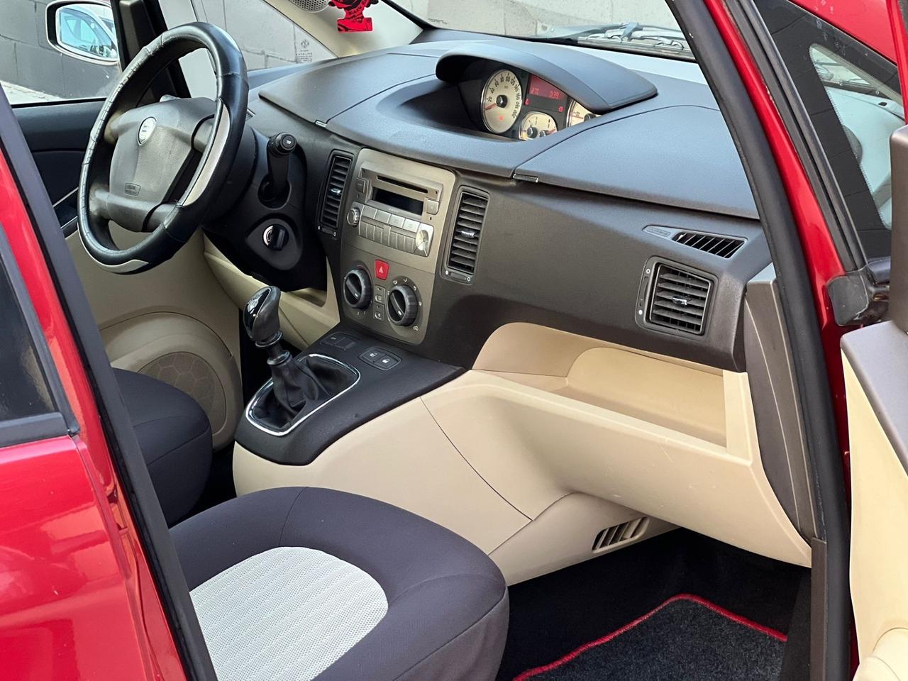 Lancia MUSA 1.4 16V Platino Plus