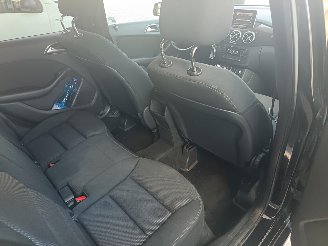 Mercedes-benz B 180 CDI BlueEFFICIENCY Executive