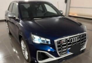 Audi Q2 SQ2 TFSI quattro S tronic sport attitude