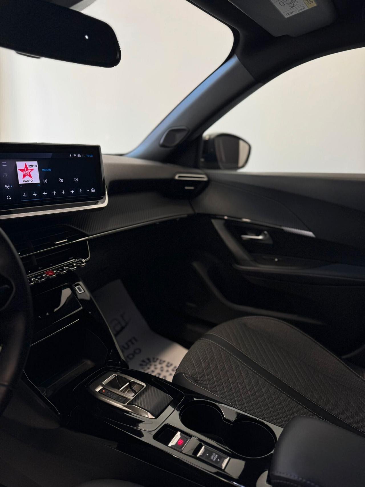 Peugeot 2008 BlueHDi 130 S&S EAT8 MOLTO BELLA