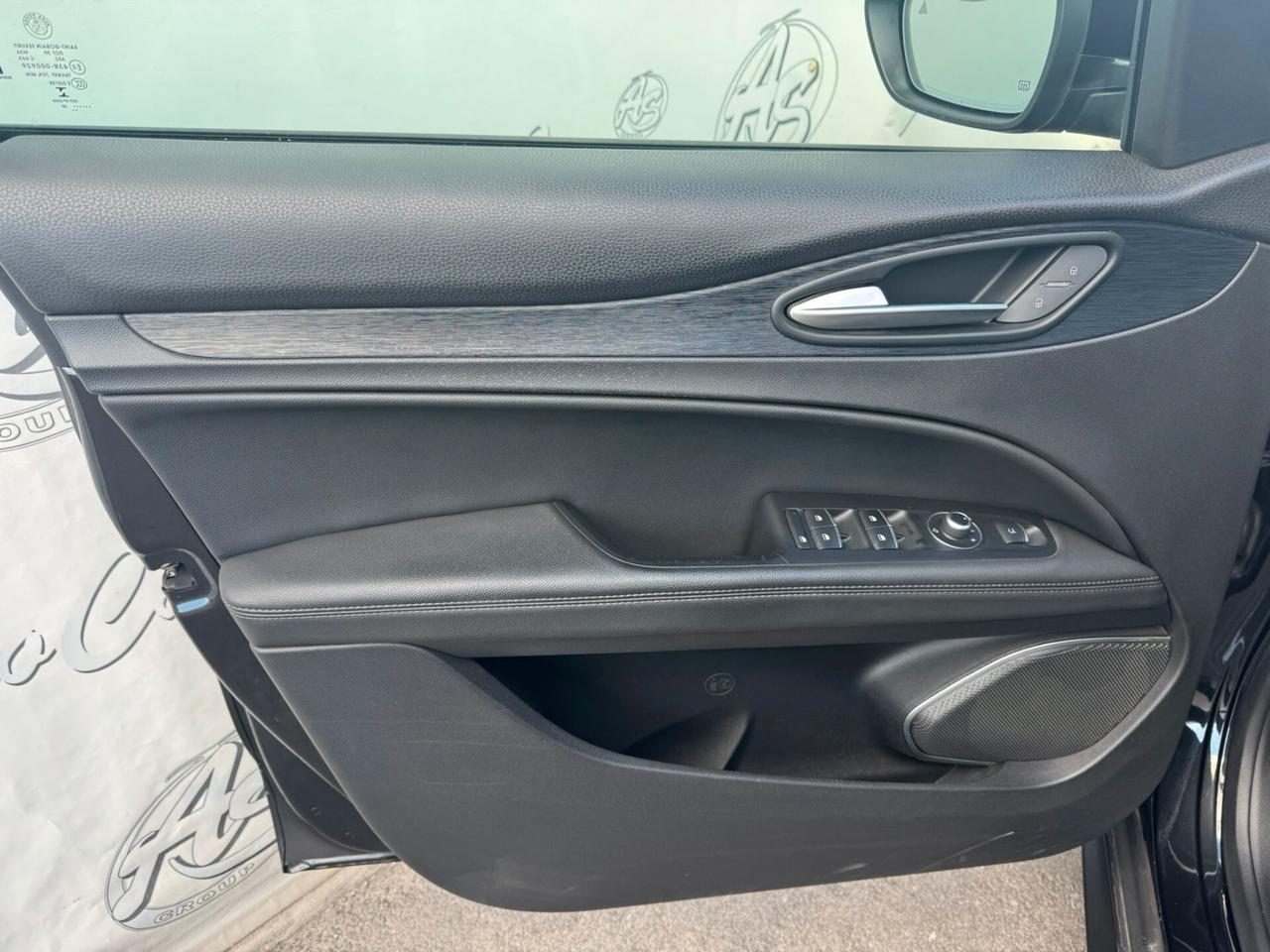 Alfa Romeo Stelvio 2.2 Td 190cv Business AT8 Q4 Automatic F1 Navi Port.El.