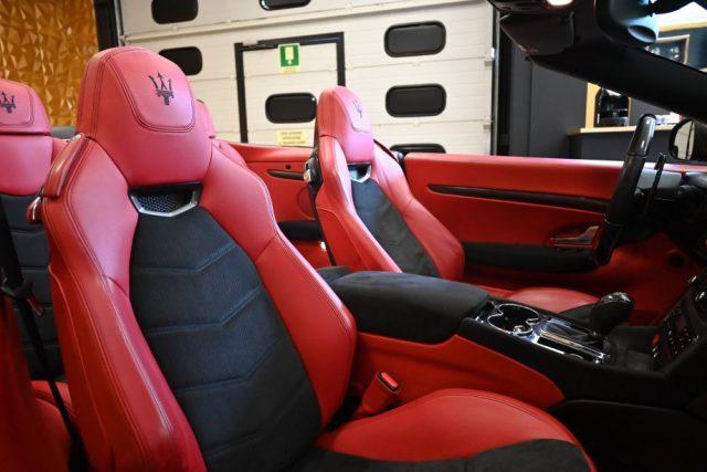 MASERATI GranCabrio 4.7 V8 MC STRADALE 460CV FULL CARBONIO BOSE NUOVA