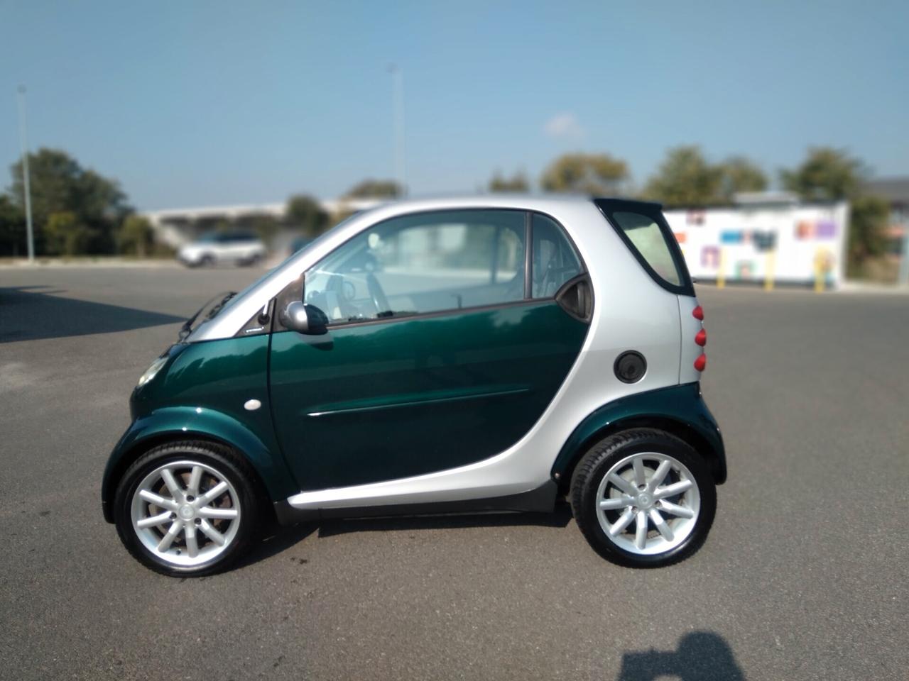Smart ForTwo 700 coupé grandstyle (45 kW)