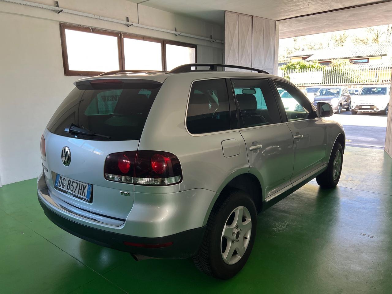 Volkswagen Touareg 2.5 R5 TDI DPF tiptronic
