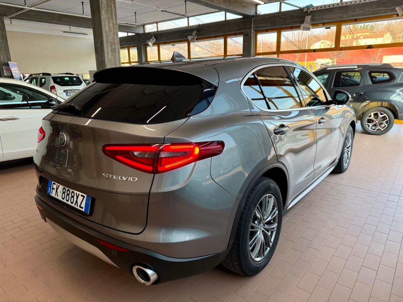 Alfa Romeo Stelvio 2.2TD 180cv E6