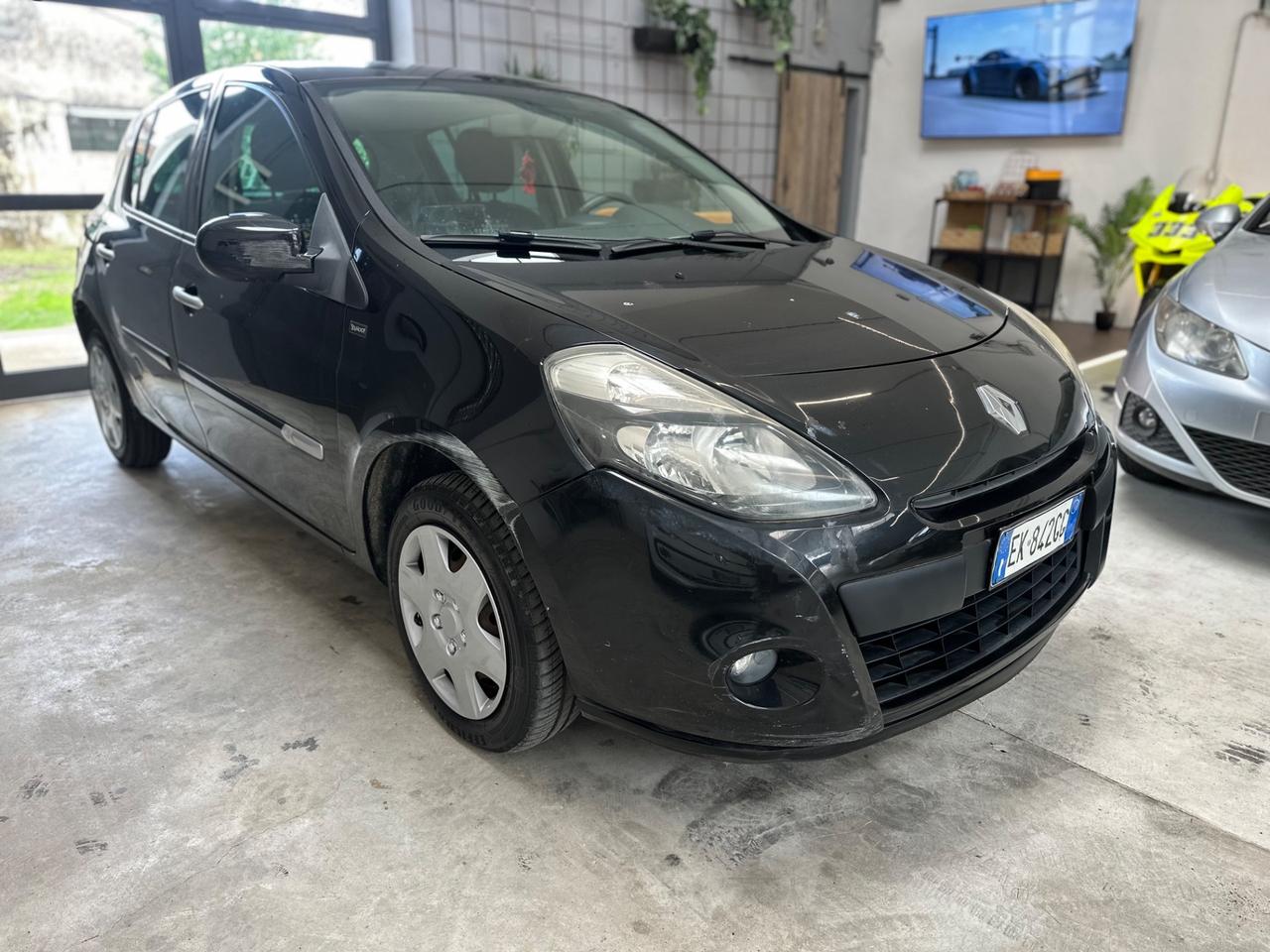 Renault Clio 1.2 16V 5 porte Dynamique