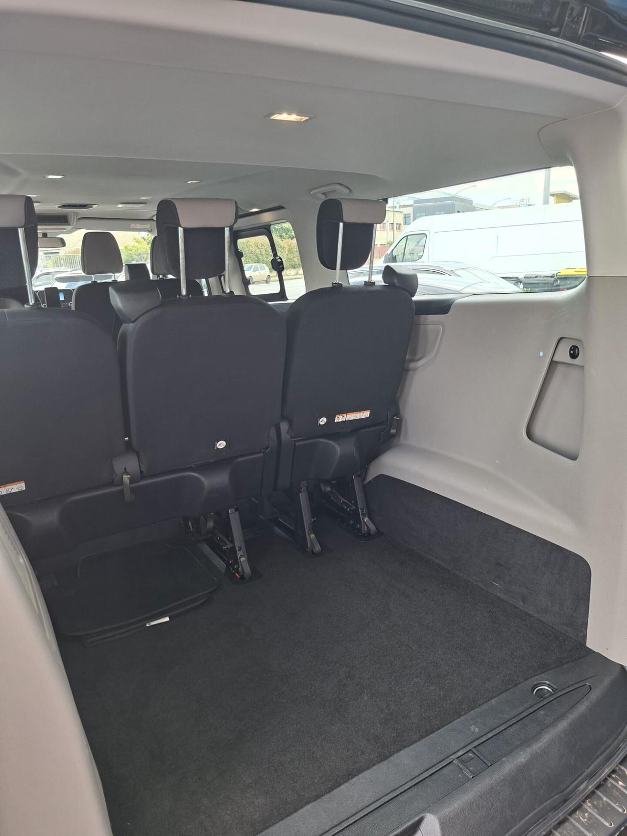 Ford Tourneo Custom 320 2.0 EcoBlue 150CV PC Titanium 77kw - 105cv 9 posti
