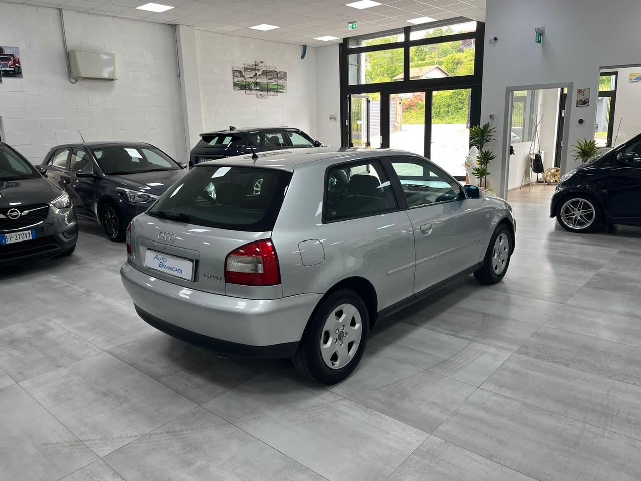 Audi A3 3p 1.9 tdi 110cv