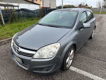 Opel Astra 1.7 diesel 2007 neopatentati