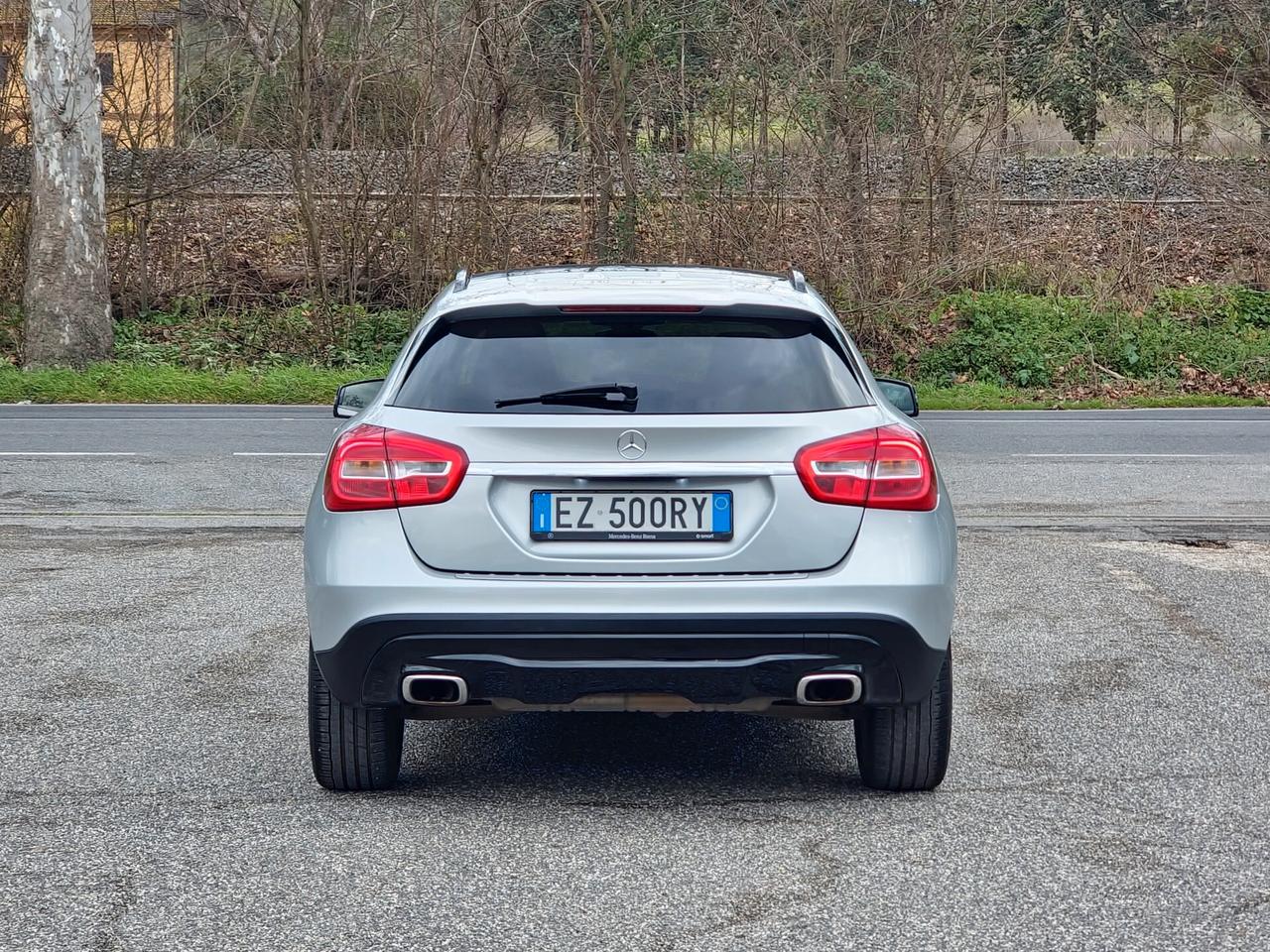 Mercedes-benz GLA 200 GLA 200 CDI Automatic Premium 2015-E6