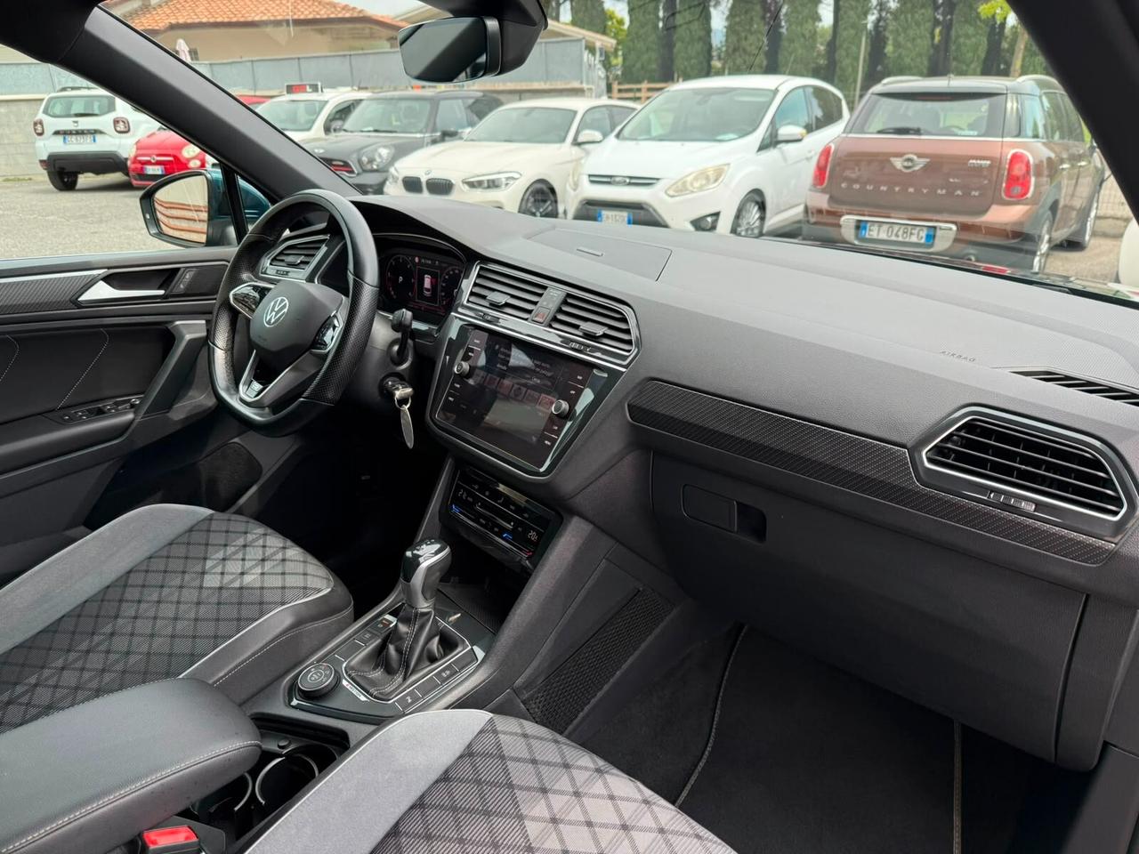 Volkswagen Tiguan 2.0 TDI 150 CV SCR DSG 4MOTION R-Line