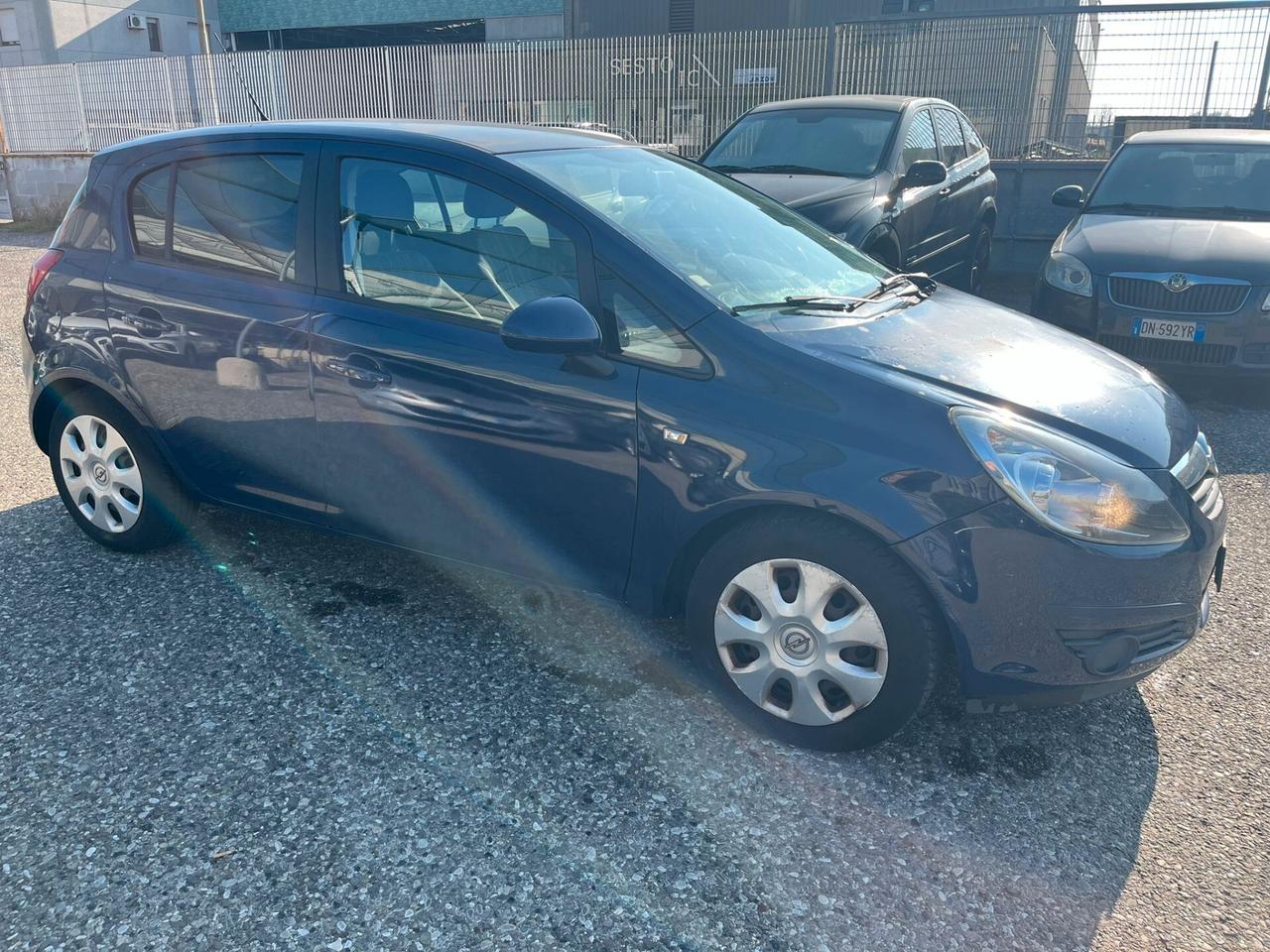 Opel Corsa 1.2 5 porte Easytronic Enjoy