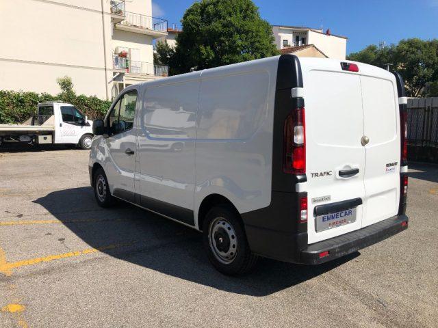 RENAULT Trafic T27 1.6 dCi 125CV S&S PC-TN-DC Furgone Ice