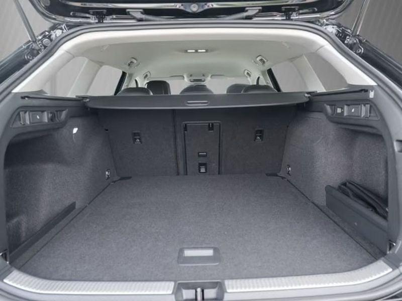 Volkswagen Passat Variant Passat Variant 1.5 eTSI DSG Business *IQ-Drive LED NAVI CAMERA GANCIO TRAINO
