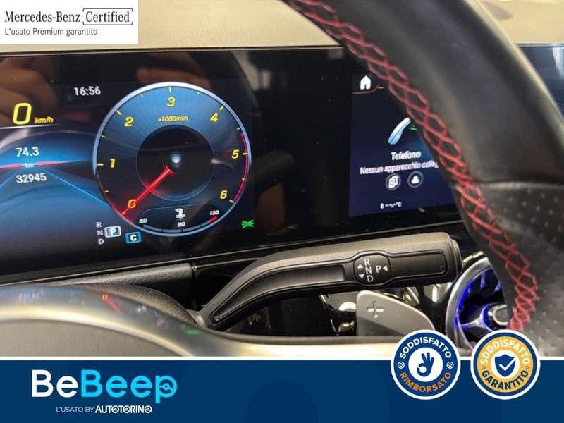 Mercedes-Benz GLA 200 D PREMIUM 4MATIC AUTO