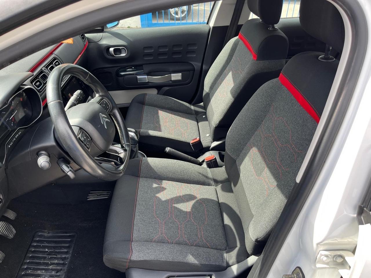 Citroen c3 3 serie SHINE -1.2 benz -82cv- 2017