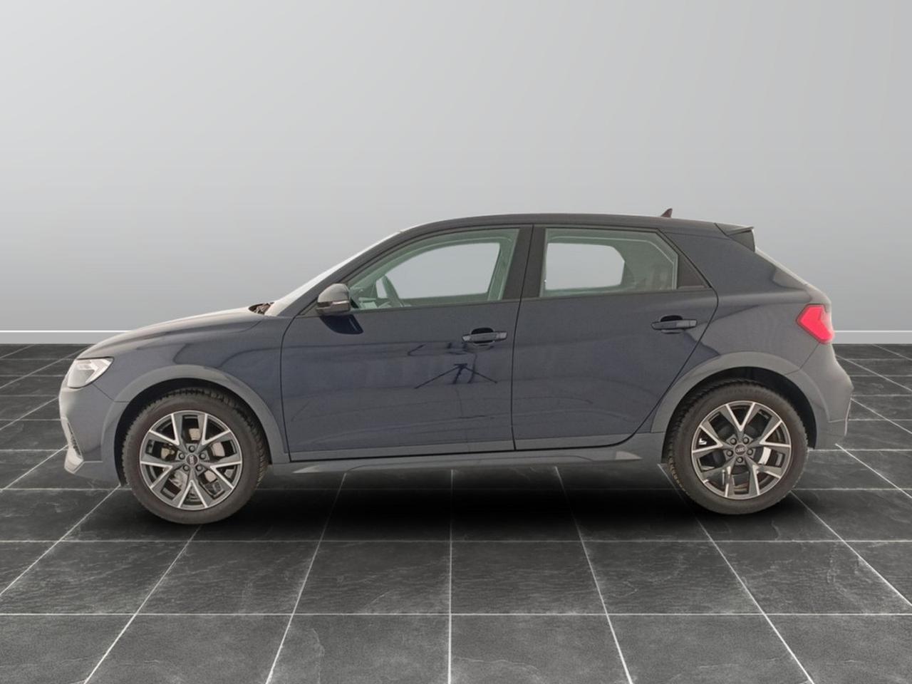 Audi A1 citycarver 25 1.0 tfsi 95cv admired