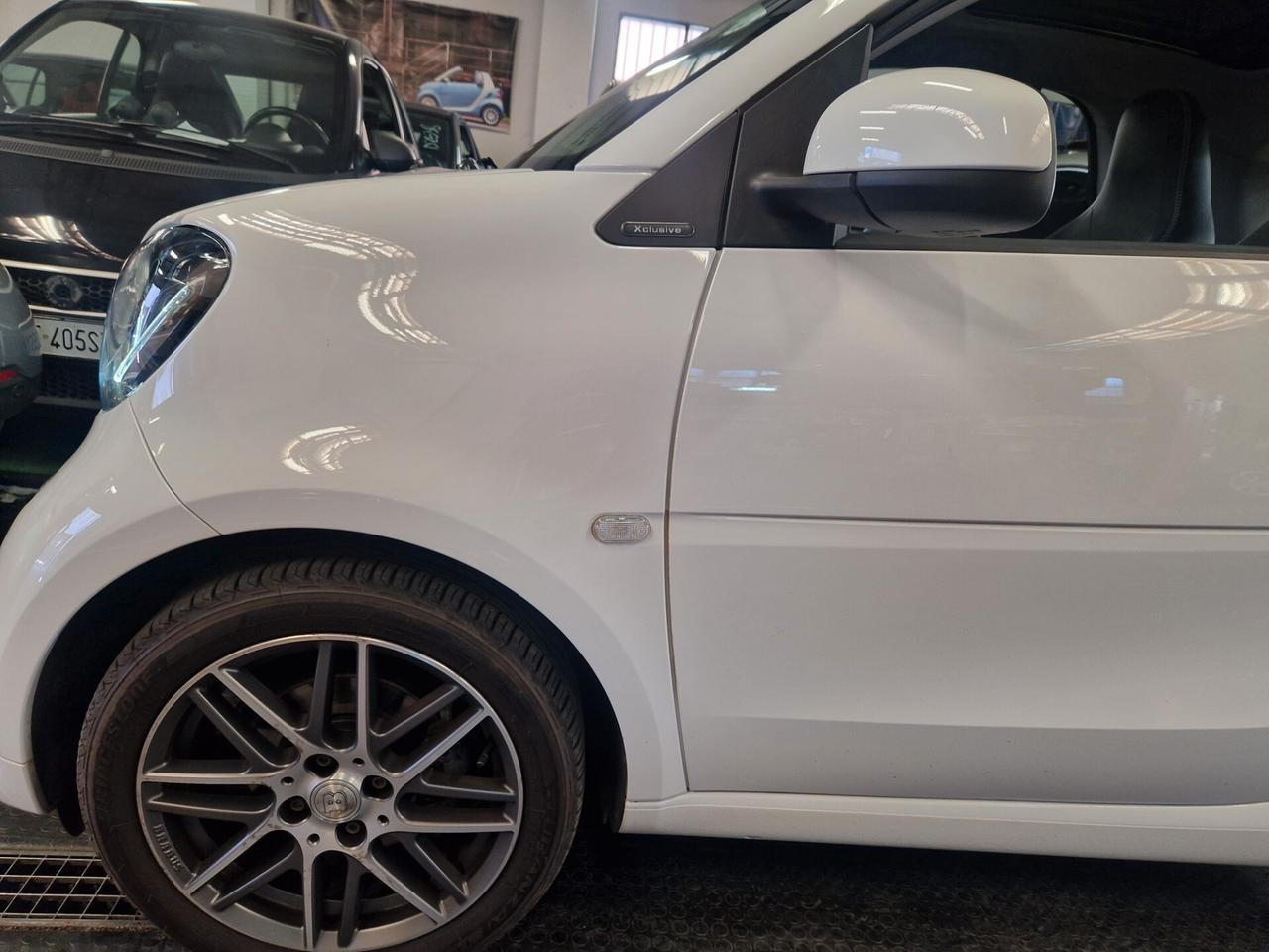 Brabus xclusive total white 77000km garanzia strafull