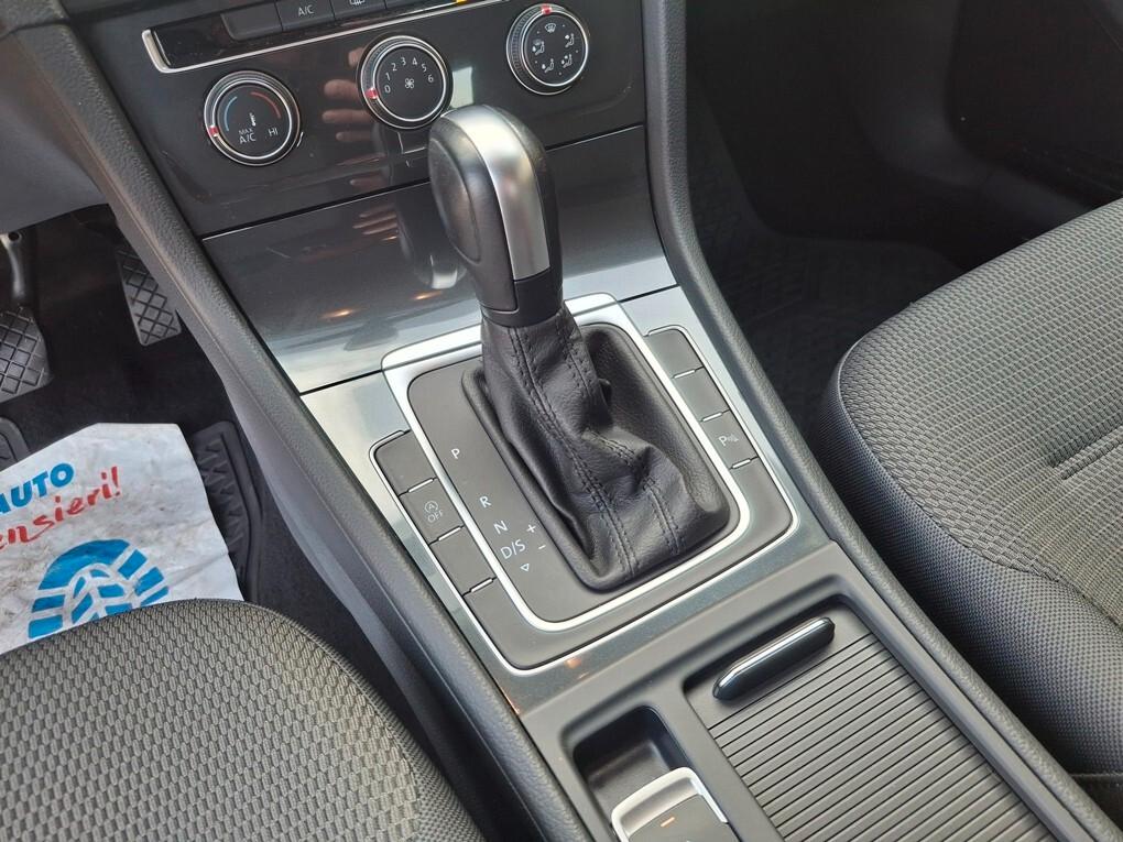 Volkswagen Golf 7.5 2.0 TDI 150cv DSG 12/2019