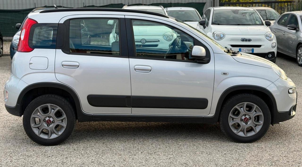 Fiat Panda 0.9 TwinAir Turbo Natural Power Lounge