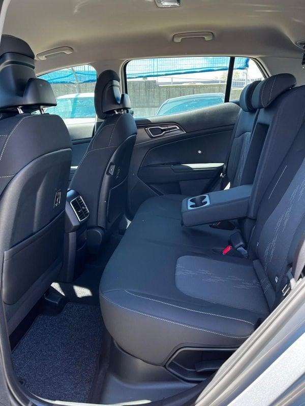 KIA Sportage 1.6 TGDi HEV AT Business