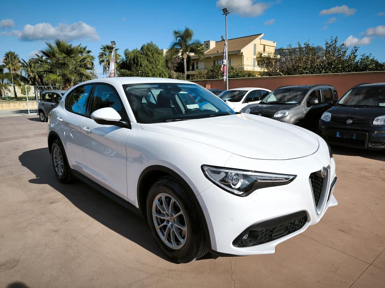 Alfa Romeo Stelvio 2.2 Turbodiesel 160 CV AT8 RWD Business