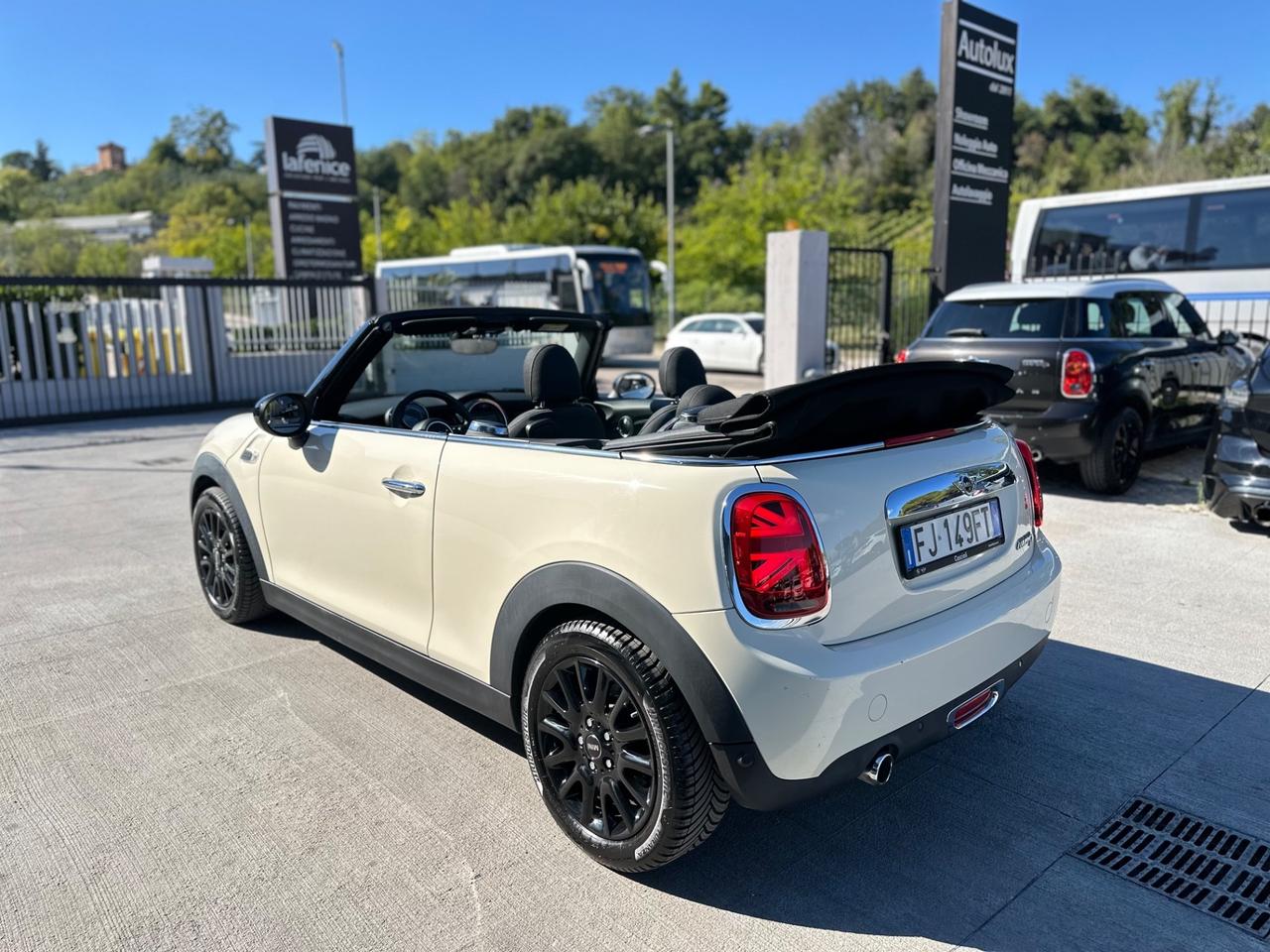 Mini 1.5 Cooper D Hype Cabrio auto