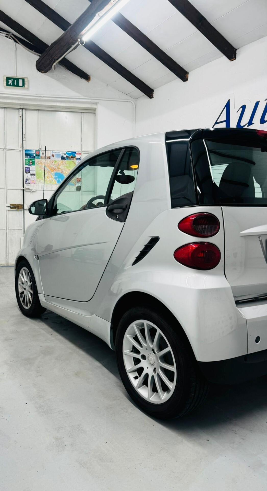 Smart ForTwo 1000 52 kW MHD coupé pure