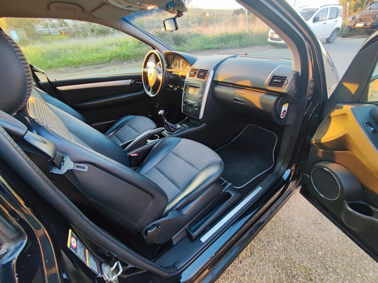 Mercedes-benz A 180 A 160 CDI Coupé Avantgarde